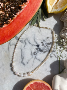 METIS Freshwater baroque pearl necklace 