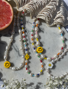 IRIS Colourful freshwater pearl necklace smiley face Vivinou